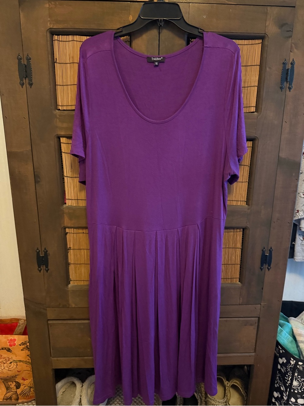 3X Majestic Purple Mid-length Pleated Swing Dress w/ Scoop Neck & Short Sleeves
